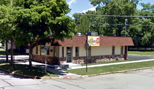 Tastee-Freez - Hillsdale - 101 Hillsdale St (newer photo)